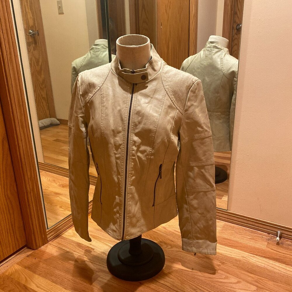 Studio M Faux leather jacket. Tan. XL